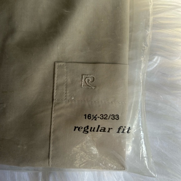 Pierre Cardin Vintage regular fit 16 1/2 - 32/33 dress shirt - Picture 2 of 3